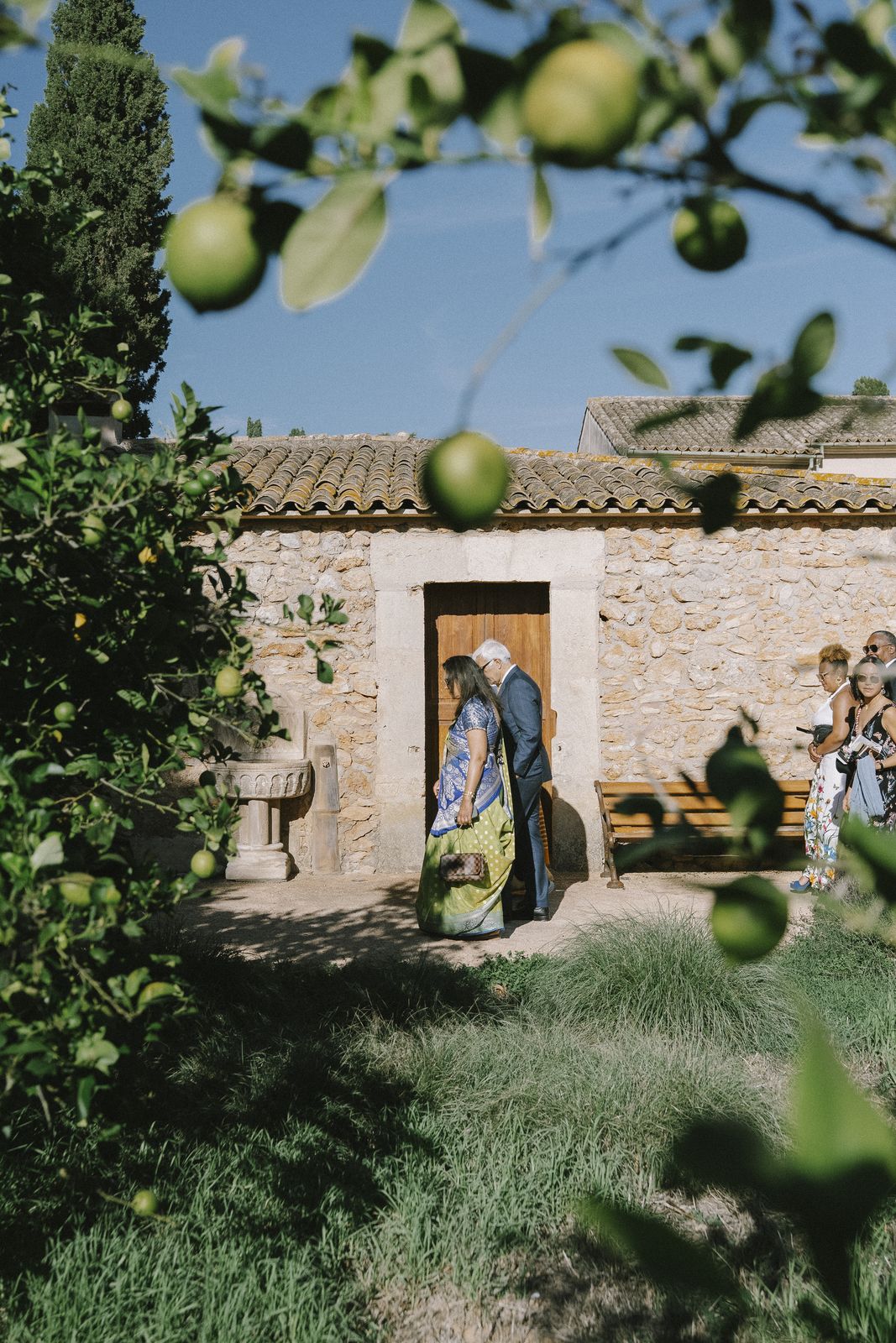 Documentary wedding photograph at Biniagual, Mallorca