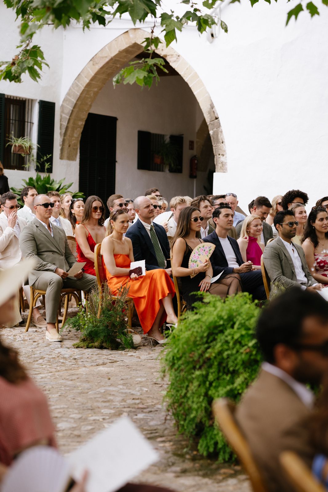 Wedding ceremony in the clastra at Jardines de Alfabia, Mallorca