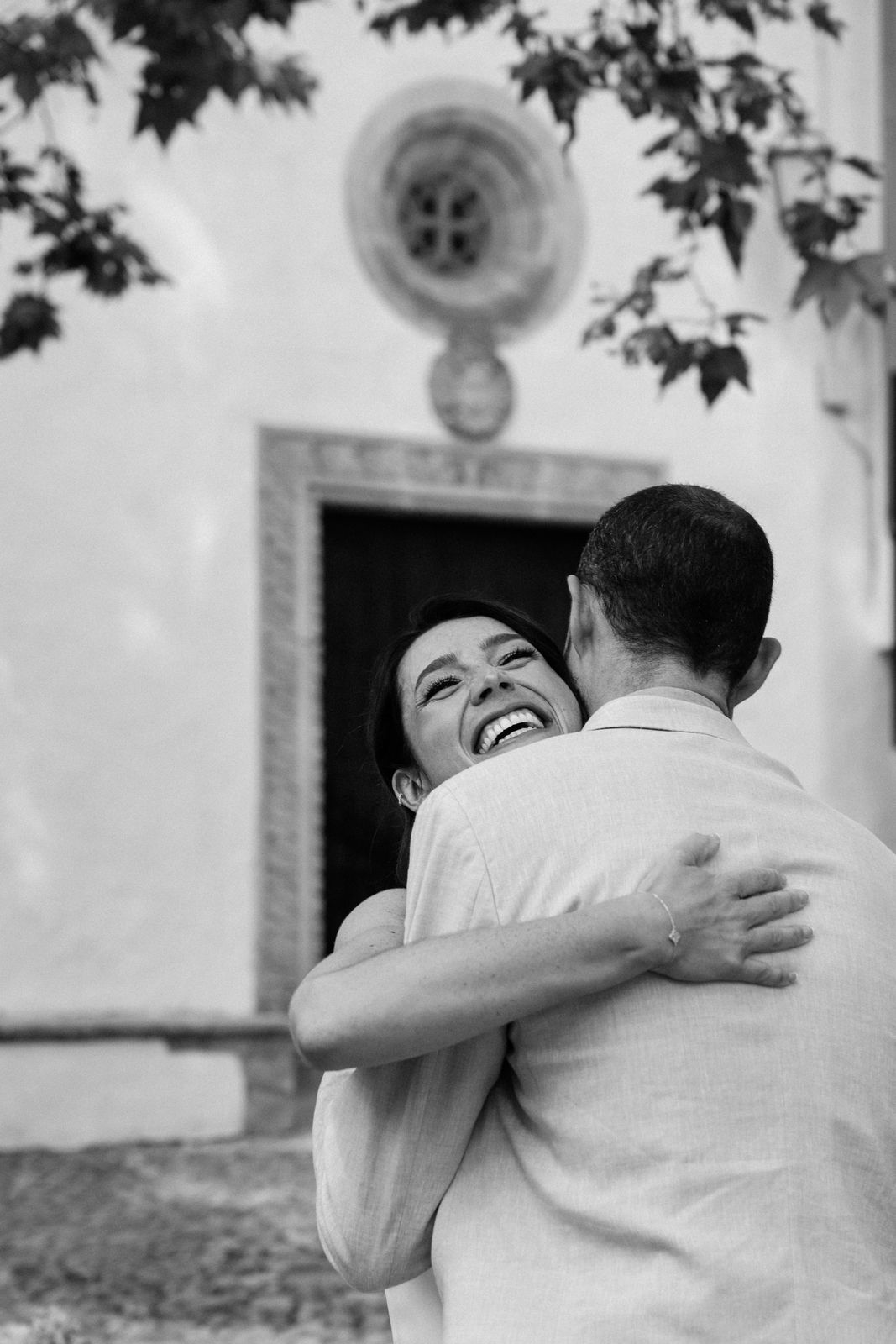 Wedding ceremony in the clastra at Jardines de Alfabia, Mallorca