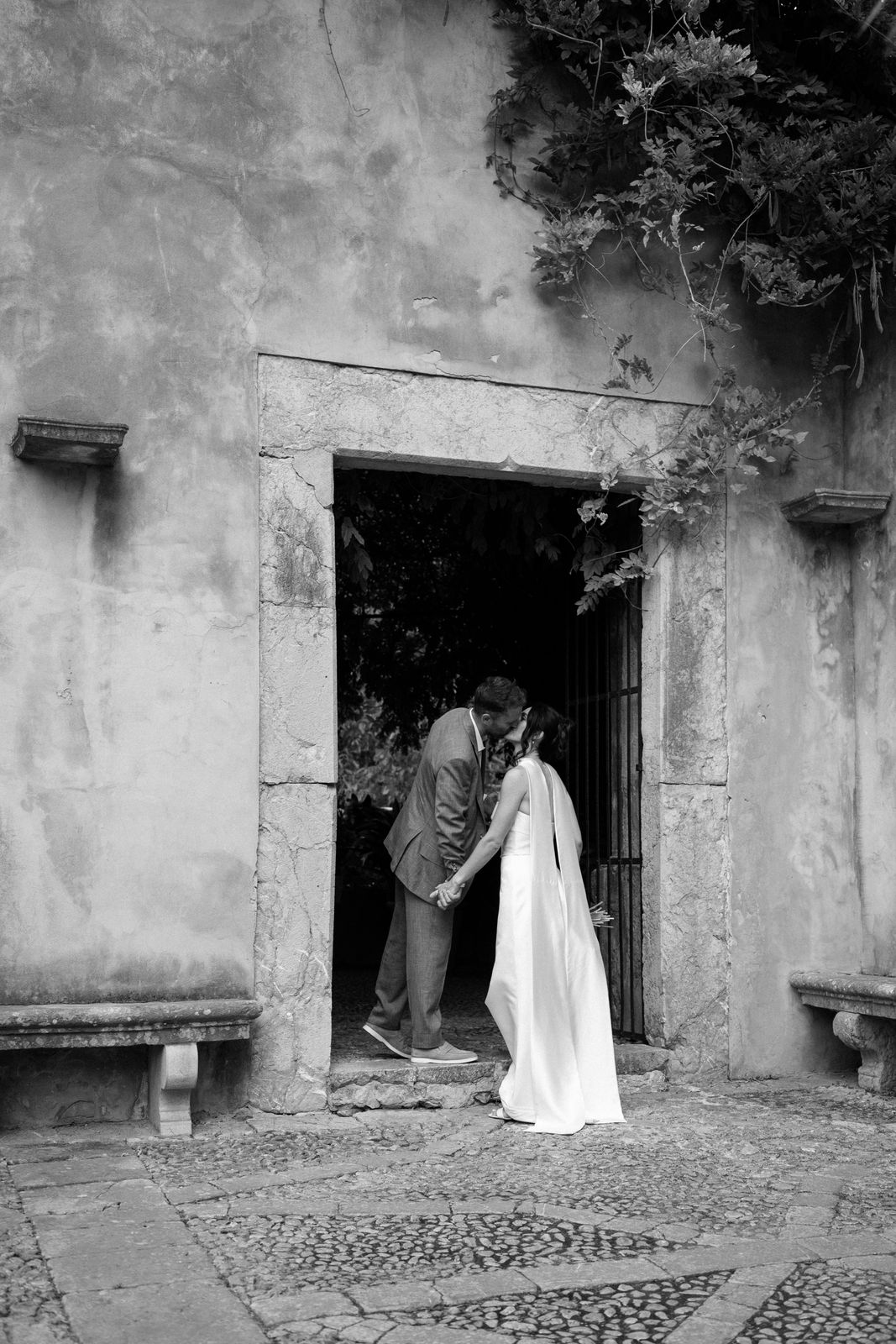 Charlotte and Rhodri's portraits in the gardens at Jardines de Alfabia, Mallorca