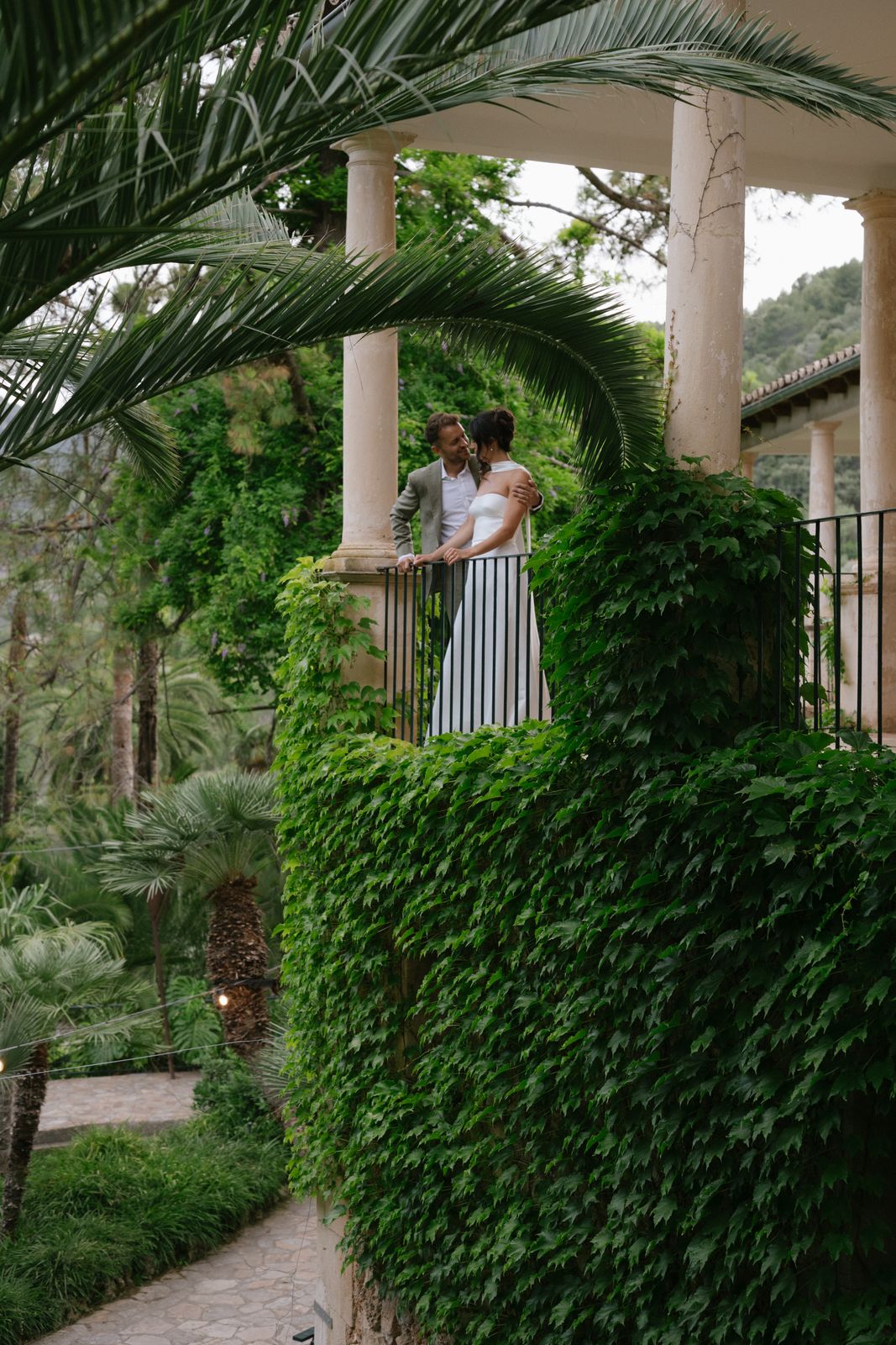 Charlotte and Rhodri's portraits in the gardens at Jardines de Alfabia, Mallorca