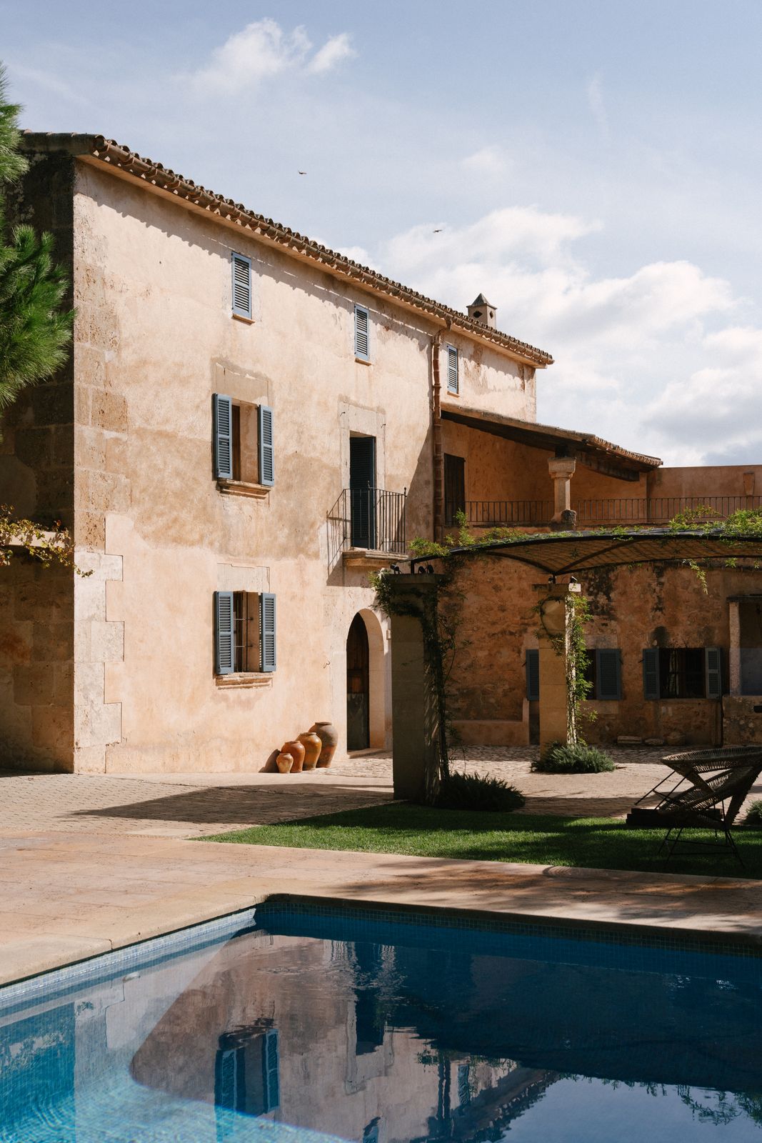 Wedding morning preparations at Son Sampol, Llucmajor, Mallorca