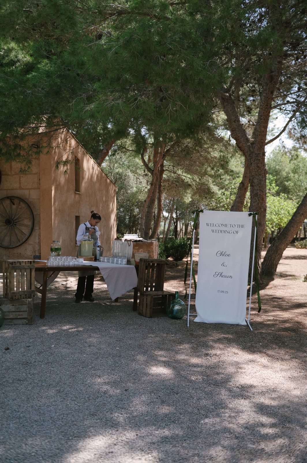 Wedding ceremony in front of the façade at Son Sampol, Llucmajor, Mallorca