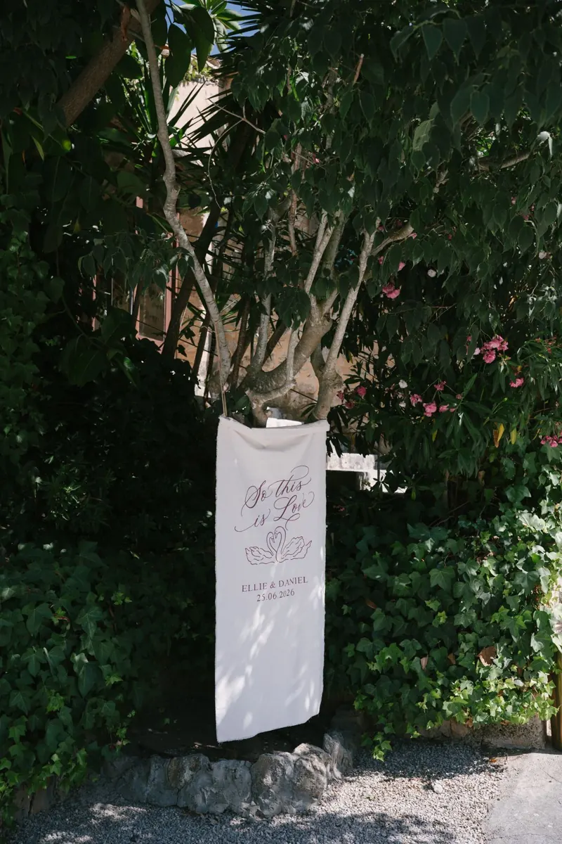 Candle-lit wedding ceremony at Lume & Co, Génova, Mallorca