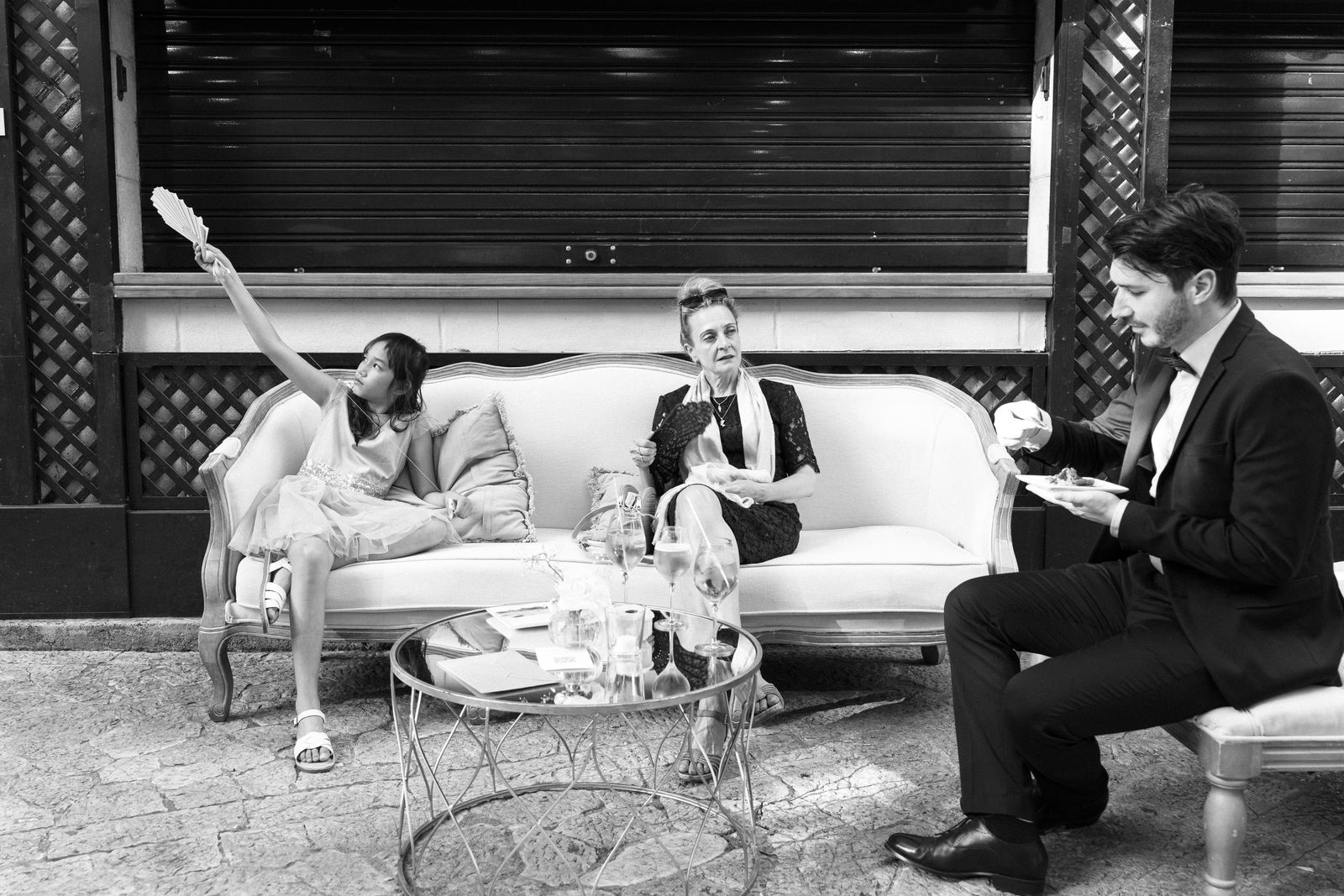 Documentary wedding photograph at Jardines de Alfabia, Mallorca