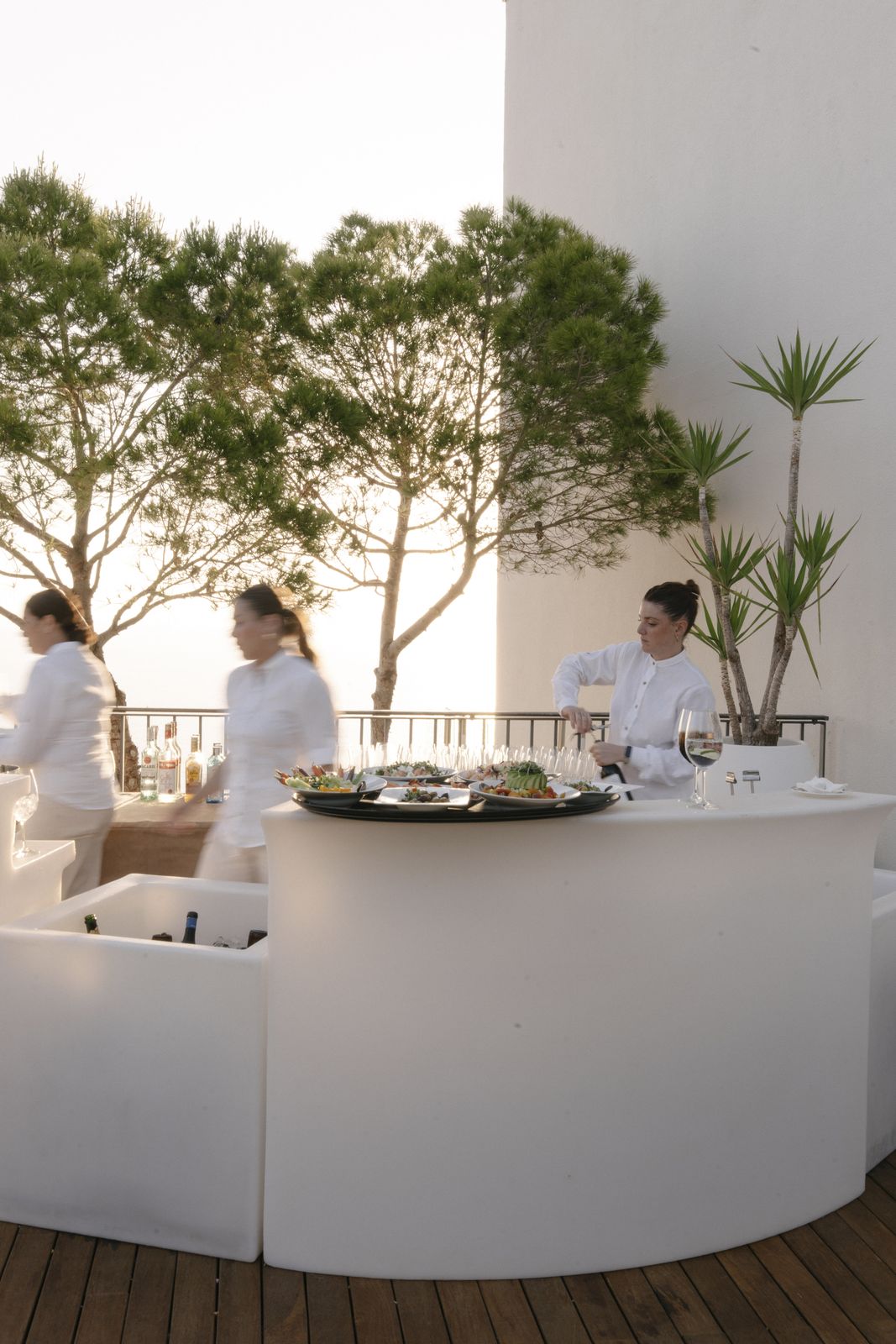 Documentary wedding photograph at the Jumeirah, Port de Sóller, Mallorca