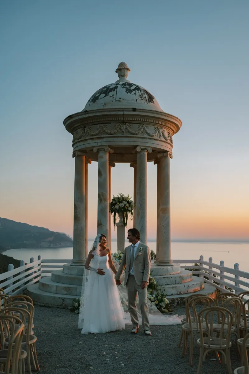 The couple in the rotunda at sunset above the sea, Son Marroig, Deià, Mallorca